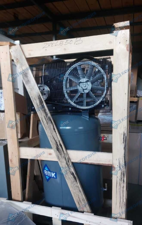 Поршневой компрессор Remeza СБ4/Ф-270.LB50B фото